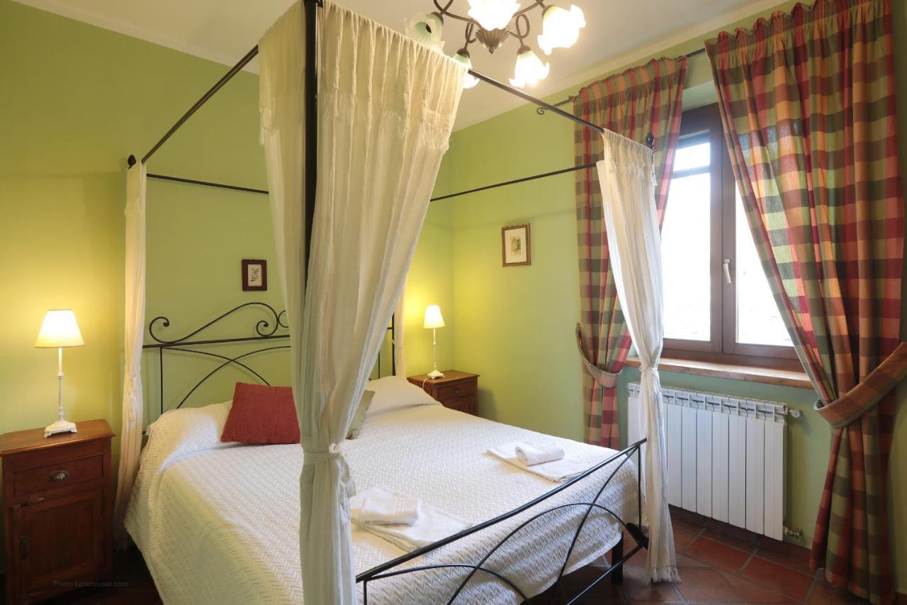 Maison d'hôtes Ai due Cedri à Capranica Extérieur photo