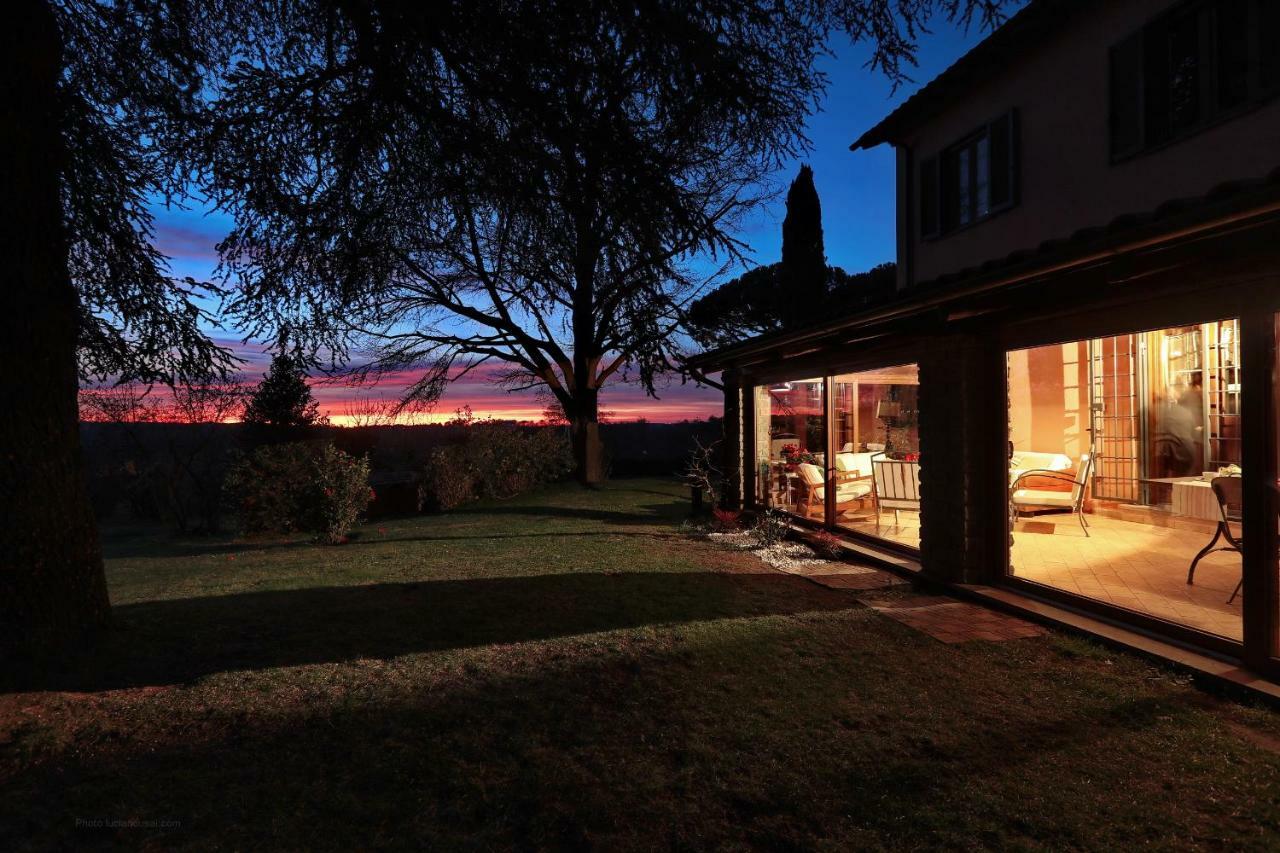 Maison d'hôtes Ai due Cedri à Capranica Extérieur photo