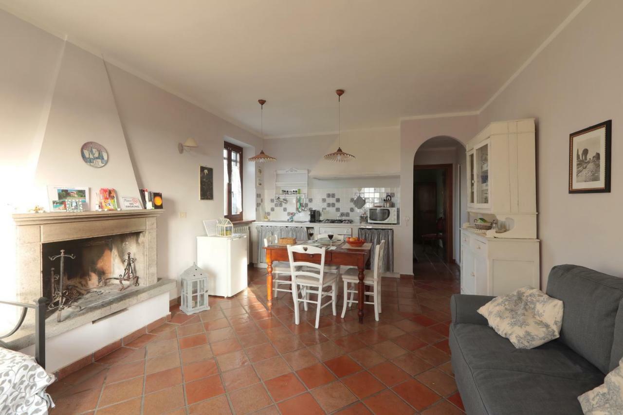 Maison d'hôtes Ai due Cedri à Capranica Extérieur photo